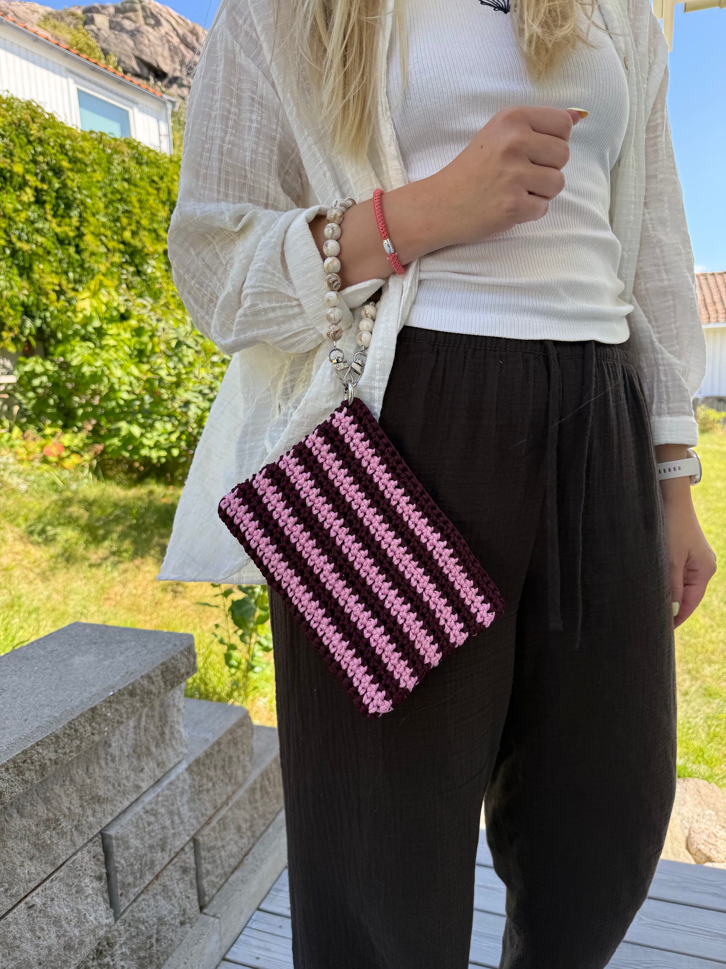 PIA POUCH